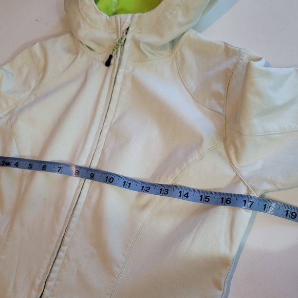 Mondetta Performance Jacket - Picture 10 of 10